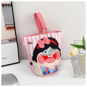 Aqrau 【2025 NEW🌈】กระเป๋าถือการ์ตูนแฟชั่นขนาดใหญ่กระเป๋าเบนโตะกระเป๋าถือผ้าใบกระเป๋าพกพากล่องอาหารกลางวัน👜
