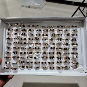 [OBRAL HABIS ] Cincin  Titanium Gold Anti Karat Wanita / Cincin Titanium 💯Anti Luntur / Cincin Titanium Cewek Model Baru Dikirim Random ya