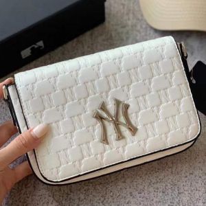 Túi xách nữ đeo chéo đẹp Dập chữ NY nổi thời trang trẻ trung cá tính phong cách HÀN QUỐC.
