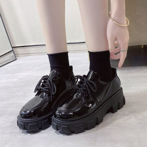 [ส่งเร็วพิเศษ!] รองเท้าแมรี่เจนผู้หญิงด้านล่างหนา 2022 ใหม่สดใสเคลือบด้านเพิ่มสไตล์วิทยาลัยรองเท้าหนังขนาดเล็กอังกฤษผู้หญิง