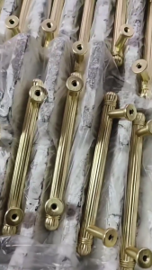 Thiết lập của 2 thực tế màu vàng vân chải Tủ kéo mạnh mẽ tay cầm hợp kim kẽm cho nội thất hiện đại trang trí hàng ngày sử dụng bình thường