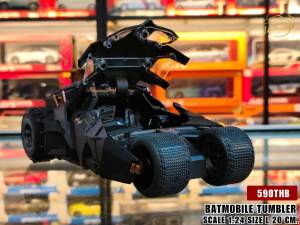 โมเดลรถเหล็ก รถแบทแมน BATMOBILE TUMBLER SCALE 1:24 ยี่ห้อ DC มีเสียง มีไฟ งานมีกล่อง