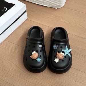 [Free Shipping] Trendy And Versatile Casual Kitten Cartoon Clogs For Women 2026 Summer New Style Thick-Soled Slip-On Sandals With A Closed-Toe Design Perfect For Pairing With Skirts