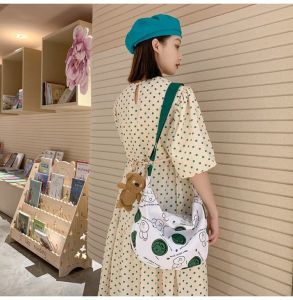 พร้อมส่งจากไทย กระเป๋าสะพายข้าง ผ้าแคนวาส กระเป๋าคาดอก มีซิป สไตล์เท่ๆแบบเกาหลี ไม่มีพวงกุญแจ bag8802