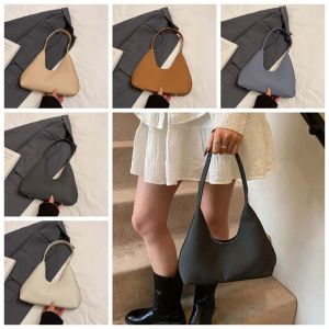 SOTOP สง่างามเรียบหรู กระเป๋ากุ๊ย PU จุได้มาก สีทึบทึบ กระเป๋าถือมีลวดลาย ถุงเก็บสัมภาระ โพลีเอสเตอร์ ถุงใต้วงแขนฝรั่งเศส สำหรับผู้หญิง