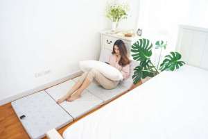 ยางพาราฉีด 4 พับ พกสะดวก เก็บง่าย - LatexMonster (ชุด 2 ชั้น มีซิปถอดซักได้)