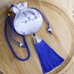 DAPPER Dragon Boat Festival Bag Plum Flower Sachet Jewelry Packaging Retro Pattern Chinese Style Sachet Smooth Brocade Jewelry Storage Bag Bedroom Decoration