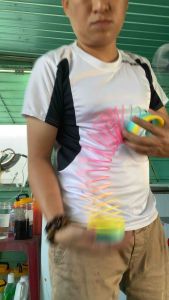 Slinky (lò xo cầu vồng dành cho chơi chuyên nghiệp )87 cm x15cm siêu cao(Đài Loan chính hãng độ đàn hồi cao) Kích Thước 87 Cm X 15 Cm Vật Liệu Cao Cấp Cho Trẻ Em - Lazada