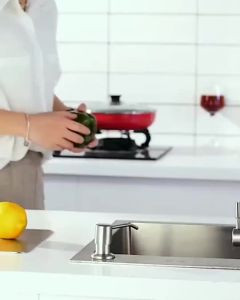 sus 304snless kitchen faucet