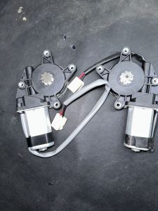 Mô tơ lên kính kia 14 tấn đông phong 15 tấn và nhiều loại xe 12v 24v