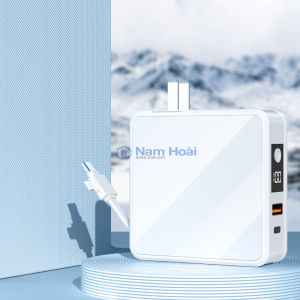 Sạc dự phòng Wekome 2005b sạc nhanh 22.5W/IN 220V - Thiết kế kính sang trọng tích hợp 2 cổng outputs - Hàng chính hãng