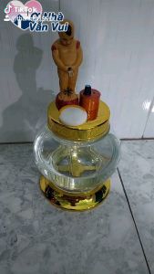 Bình rót ruou cảm biến thủy tinh bơm nổi chú tiểu 2.7l