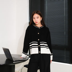 Vintage x Pukka Zada Stripes Cardigan (Cardigan Rajut Garis Korean Style)