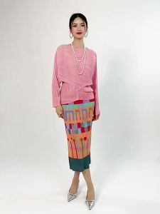 Nhật bản PP loạt phụ nữ bất thường của thiết kế rộng màu trơn và tất cả phù hợp với áo phông xếp li Polo # 231216zsj -- 23sy1047c