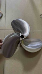 chân vịt inox ISUZU98 lỗ col 25/22 chân vịt 3 cánh inox 304