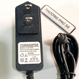 Adapter DC 4.2V - 2A / Đầu cắm 5.5mm x 2.1mm