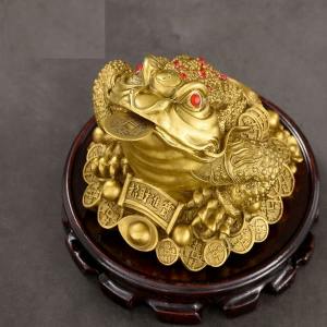 Thiềm Thừ đồng(Cóc 3 Chân) tặng (đế kê gỗ + xu rời ngậm bột ngũ vị bao sáihướng dẫn an vị
