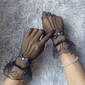 Sarung Tangan Pendek Model Lace Jaring Halus - Sentuhan Seksual Untuk Gaya Kasual atau Acara Resmi