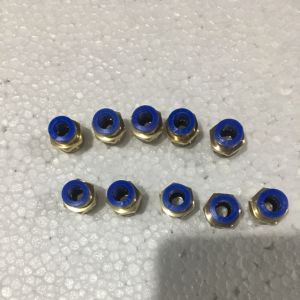 Cút đầu bơm zen 17 ống dây phi 8 cho máy phun suong