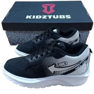 Sepatu Sekolah Anak Laki Laki Perempuan Sepatu Warna Hitam Murah Tali Perekat Rekat Kecil Tanggung Umur 6-10 Tahun PAUD TK SD SMP SMA Kelas 1 2 3 4 5 6 7 8 9 0-KIDZTUBS1736101624