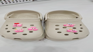 Charm sticker 3D jibbitz gắn dép sục dép cross mẫu A47