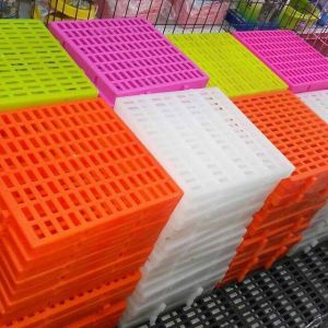 Pallet / Footrest / alas kandang utk kelinci kucing  guinea pig