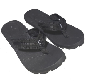 Slippers SANTH023 1070 plain black (Available Sizes  5 6 7 8 9 10 11 12.)