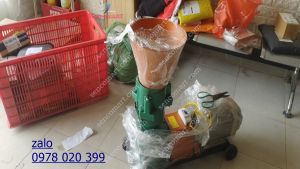 Máy  làm cám viên làm thức ăn cho vât nuôi