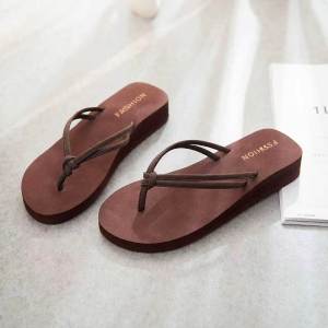 [Free Shipping] Thick-soled flip-flops for women high-heeled sandals womens outdoor slip-on beach shoes home slippers womens shoes