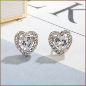 Earrings Temperament Exquisite Earrings Decoration not Easy to Fall Off Valentines Day Compact and Compact