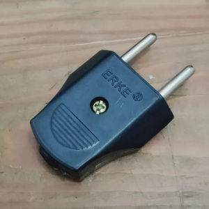 Steker Gepeng Hitam Erke / Colokan Listrik Tipis HItam Erke Model Broco Gepeng Hitam