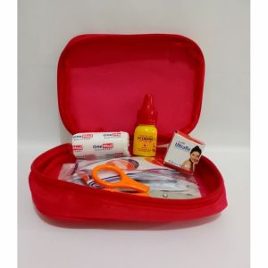 Kotak Obat P3K Emergency Kit Pertolongan PertamaBox Plastik Lengkap Dengan Isi