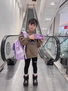 Kulomi กระเป๋านักเรียนเด็กผู้หญิงชั้นประถมศึกษาปีที่3ถึง6มัธยมต้นความจุขนาดใหญ่กระเป๋าเป้สะพายหลังป้องกันกระดูกสันหลังสำหรับเด็ก