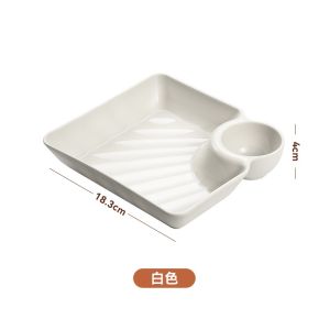 4-piece Set of Square Plastic Plates Potato Chip Snack Plate with Dipping Dish 18.54cm X 16.76cm