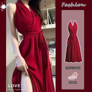 Dress Pure Desire Wind Red Hanging Neck Dress for Women Early Spring A-line Royal Sister Waist Tie Slim Fit Mid Length Dress
