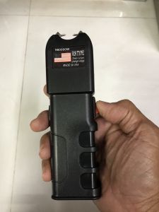 ไฟฉายสำหรับไล่สิ่งร้าย ไล่สัตว์ร้าย ไฟแรง ใช้งานได้จริง รับประกัน 1 เดือน พร้อมส่ง กดดูที่คลิป รุ่นใหญ่ไฟแรงสุดๆ