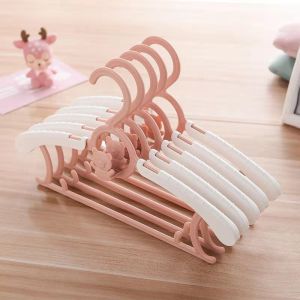 5PCS Adjustable Kids Hanger Baby Extendable Anti Slip Retractable Clothes Wardrobe Organizer Pengatur Almari