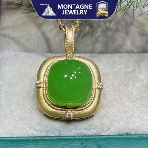 Montagne Jewelry 18k Pure Gold necklace for women Elegant Design Diamond Inset Fine Jewelry Natural 10x10mm Green Jade Pendant Necklace