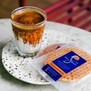 Van Sweet Stroopwafels ขนมสโตรปวาฟเฟิล ขนมทานเล่น คู่กับกาแฟหรือชาร้อนก็อร่อย