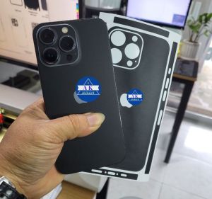 skin đen nhám lưng viền rời cho ihone 12 đến 15 pro max bảo vệ máy chống trầy xước và làm đẹp tạo thêm diện mới