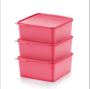 กล่องบรรจุอาหาร จาก ทัปเปอร์แวร์ รุ่น Basic Line 5L ราคาต่อ 1ใบ