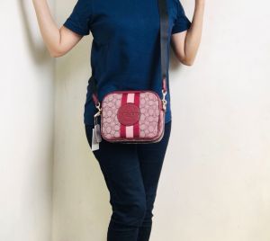 MustHaveIt Trendy Fashion Famous Luxury Bag Camera Bag with Detachable and Adjustable Long Strap For Ladies Women Bag