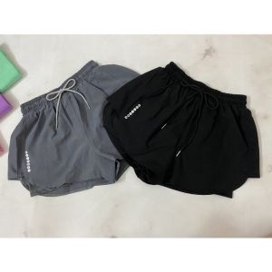 Quần đùi thể thao nữ 2 lớp tập gym yoga erobic chạy bộ chất vải thoáng mát (Quần đùi 2 lớp)