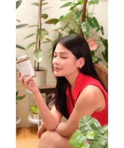 Snake Brand Prickly Heat Cooling Powder Classic Scent 2x280g – BUY 1 GET 2ND AT 50% OFF