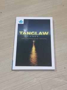 2026 TANGLAW : Gabay sa Pagbabasa ng Biblia Araw-Araw / 365 Days Daily Devotional Book /Compact Size