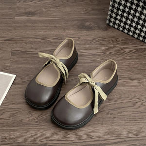 รองเท้าแมรี่เจนผู้หญิงสไตล์วินเทจสำหรับฤดูใบไม้ผลิและฤดูใบไม้ร่วง แฟชั่นรองเท้าแบนแบบสวม รองเท้าสไตล์มหาวิทยาลัยสำหรับผู้หญิง