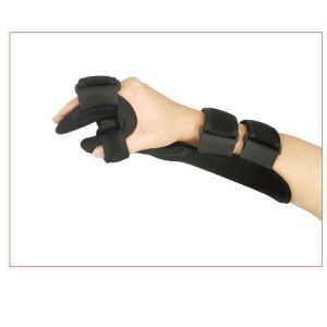 Carpal Tunnel Wrist ce with Built-in Metal Splint Ergonomic Wrist Fixation Splint Breathable Sweat-absorb Fabric for Wrist Fracture Arthritis Tendonitis Recovery Left & Right Hand Optional