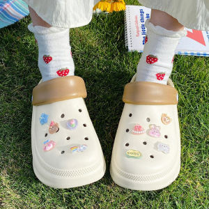 LHSunday  กำลังมาแรง รองเท้าแตะลำลองแฟชั่น พื้นยาง EVA นิ่มสบายเท้ามาก สีสันตัดกันสดใสมาก ไปพร้อมตัวติดสุดน่ารัก ราคาประหยัดมาก สั่งเล๊ย