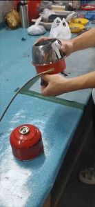 เตาแก๊สปิคนิคพกพาแบบมีบังลมรุ่นซาลาเปา เตาแก๊สตั้งแคมป์ มีสายต่อเพื่อความปลอดภัย มีถุงเก็บคละแบบรูดหรือซิปใส่ (ไม่รวมกระป๋องแก๊ส) ส่งจากไทย K202