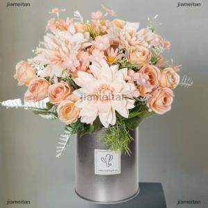 [COD] jiameitan 1ชิ้นดอกกุหลาบประดิษฐ์สำหรับงานแต่งงานที่บ้านและห้องนอนของตกแต่งสวนช่อดอกไม้เจ้าสาวแจกันดอกไฮเดรนเยียทรงดอกรักเร่ทำจากผ้าไหมปลอมสำหรับใช้กลางแจ้ง